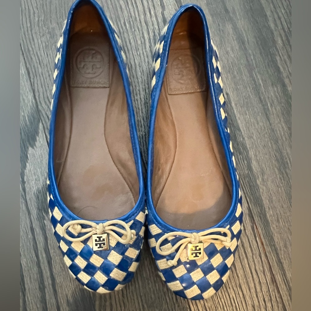 Tory Burch Flats - size 6